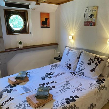 Peniche Le Pescalune - Chambre D'Hotes Arles Kültér fotó