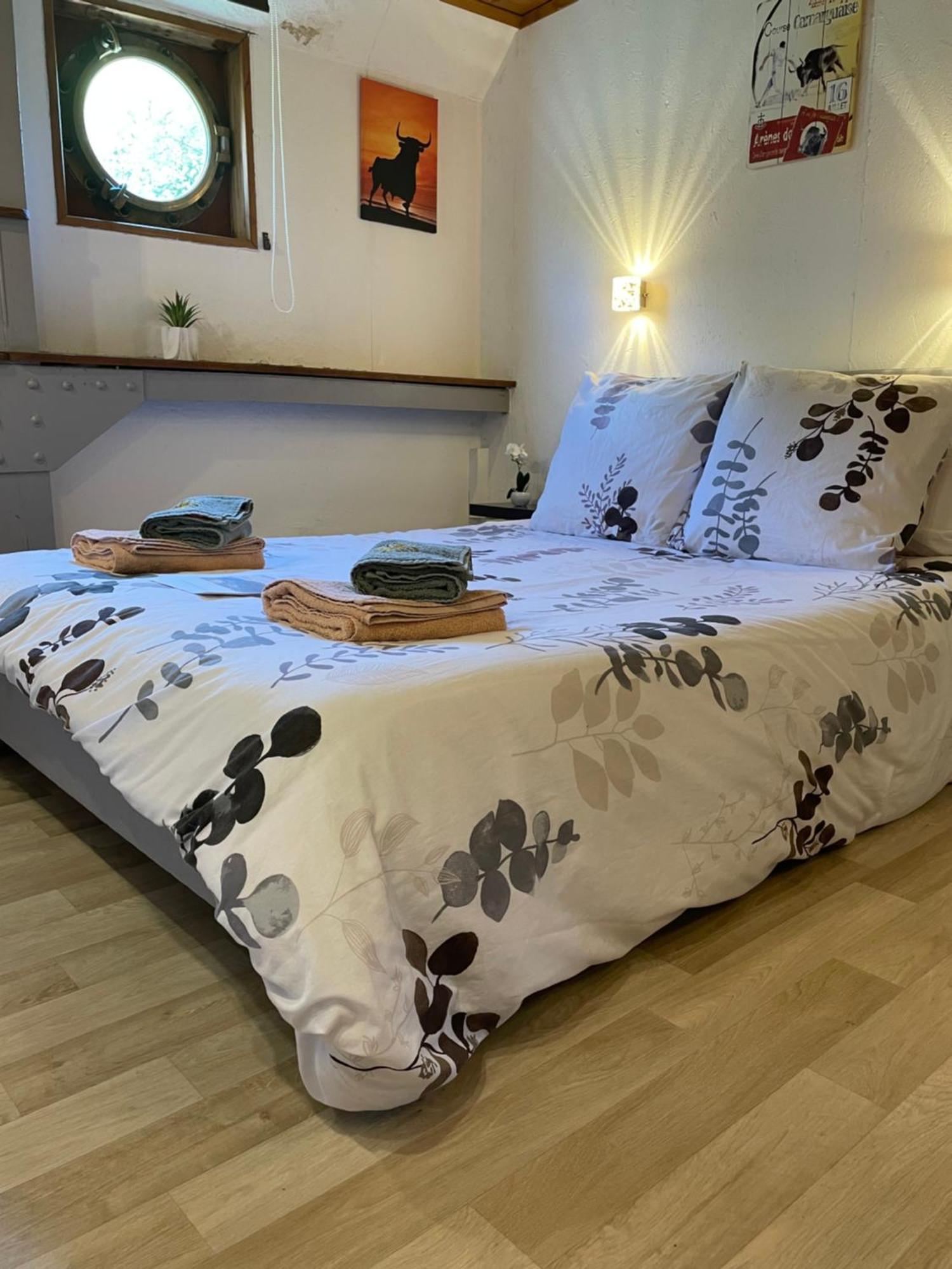 Peniche Le Pescalune - Chambre D'Hotes Arles Kültér fotó