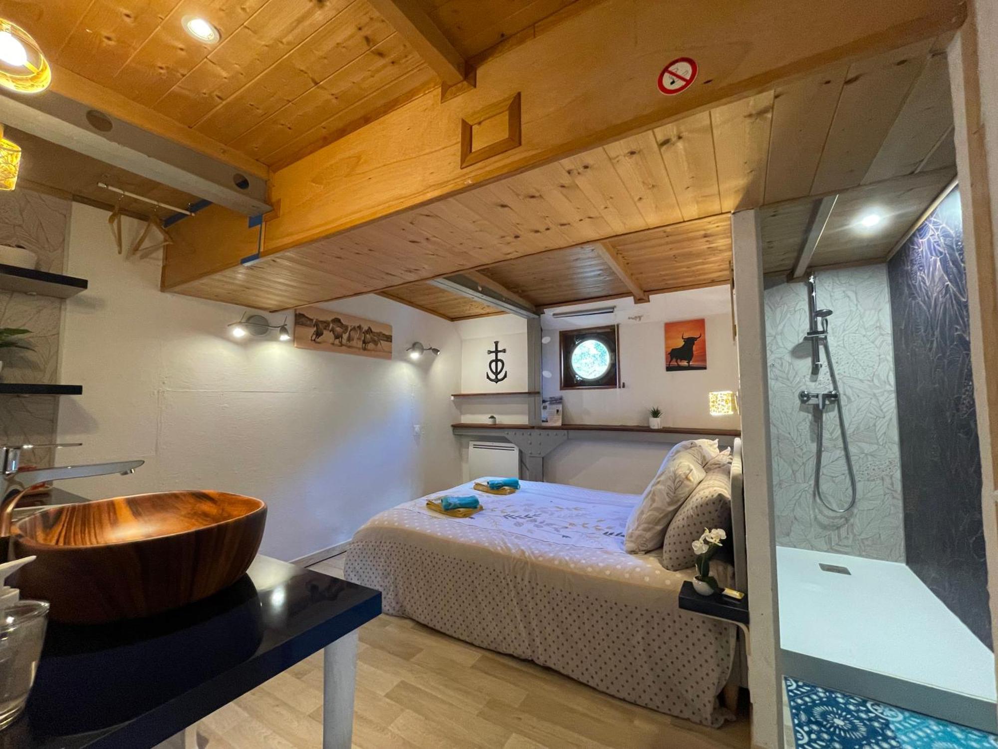 Peniche Le Pescalune - Chambre D'Hotes Arles Kültér fotó